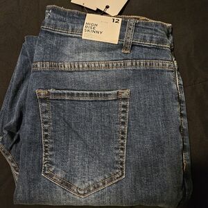 Forever 21 - High Rise Skinny Jean - Size 12